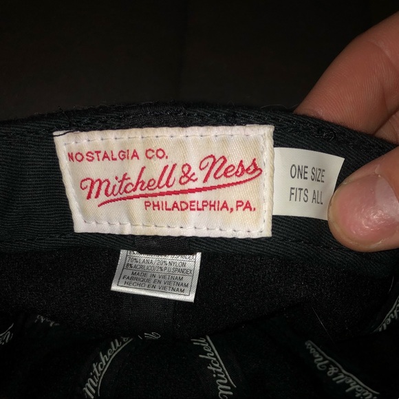 Vintage Pittsburgh Penguins hat - Picture 4 of 4